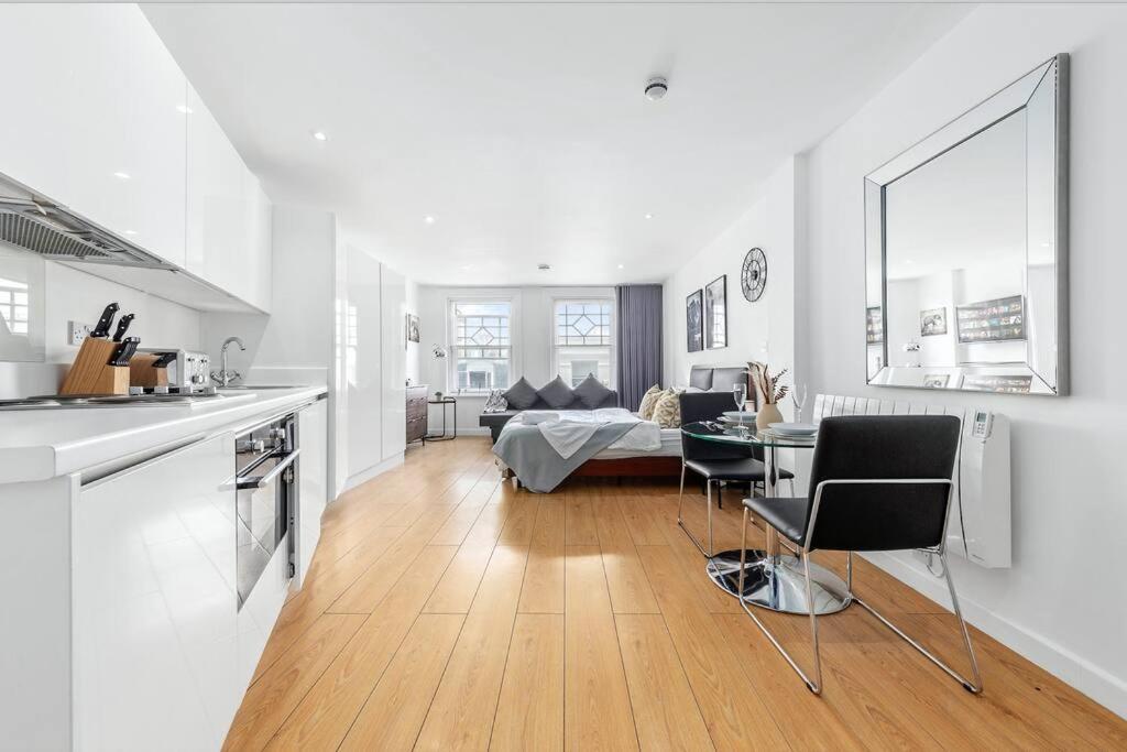 Flat In Piccadilly, Leicester, Chinatown Vr13 London Ngoại thất bức ảnh